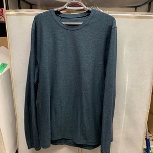 Lululemon mens XL longsleeve with zipper pocket